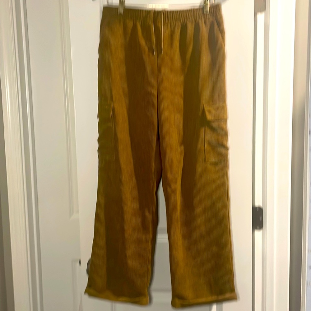 NWOT COLLUSION  90d UNISEX CORDUROY ELASTIC PANTS